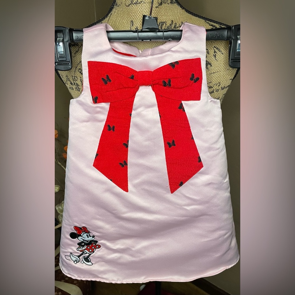 Disney Minnie Mouse Pink Satin dress with Red Bow and Lining Sz 2T PTP 10”